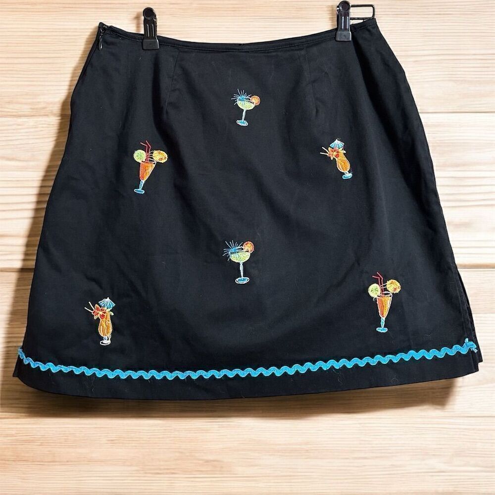 Bamboo Traders Women's Embroidered Cocktail Blue Ribbon Skort Black Size 10